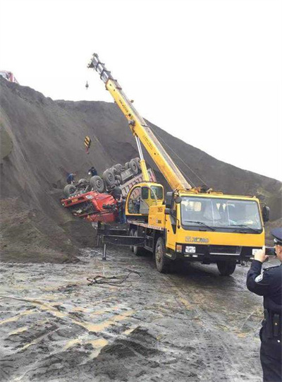 渠县上犹道路救援